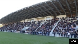 "ამცახარას" ყრილობა სოხუმის "დინამოს" სტადიონზე, სადაც ხაჯიმბას რეჟიმი "ანტისახალხოდ" გამოცხადდა