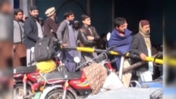 Pakistan's Deadline For SIM Registration Has Cellphone Users Scrambling