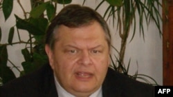 Bộ trưởng Quốc phòng đương nhiệm của Hy Lạp Evangelos Venizelos sẽ trở thành tân bộ trưởng tài chính
