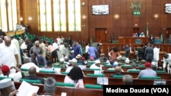 Taron Majalisar Zartarwa. 