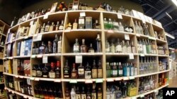 عکس آرشیف از یک مغازۀ فروش مشروبات الکولی