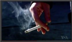 Meskipun hanya satu batang sehari, merokok tingkatkan risiko serangan jantung dan stroke. (VOA/videograb)
