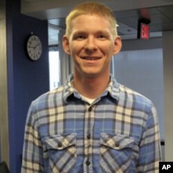 戈尔斯基中士认为911激发美国人从军