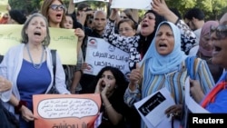 Para perempuan Mesir melakukan aksi protes menuntut keadilan di Kairo (foto: dok). 