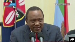 Le président Uhuru Kenyatta tient un discours après la décision de la cour suprême invalidant les résultats de la présidentielle à Nairobi, Kenya, 1er septembre 2017.