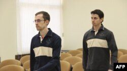 Giới hữu trách Iran đã bắt giữ hai ông Fattal và Bauer và một người thứ ba là Sarah Shourd năm 2009 với cáo buộc là những người Mỹ này đã vượt biên giới vào Iran trái phép.