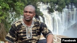 Alcides Chivango, professor e psicólogo