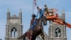 Statue of Confederate General Stuart Removed in Richmond 