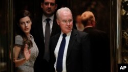 汤姆·普莱斯众议员抵达纽约的川普大厦。（2016年11月16日）