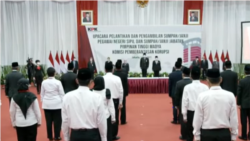 Pelantikan pegawai KPK menjadi aparatur sipil negara (ASN) di Jakarta, Selasa, 1 Juni 2021. (Foto: tangkapan layar/Sasmito Madrim/VOA)