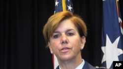 北美航空防务司令部和美国北方司令部司令洛里·罗宾逊将军（资料照）