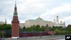 Портпаролот на Кремљ Дмитриј Песков изјави дека руските и американските официјални лица разговарале за размена на затвореници што може да ги вклучи Гершкович и Владимир Дунаев, кој беше екстрадиран од Јужна Кореја и се наоѓа во притвор во американската сојузна држава Охајо