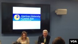 Jorj Vashington universitetida yangragan mulohazaga ko’ra, O’zbekistonda xalqaro ta’lim maskanlari bor, lekin ularda erkin fikr yo’q. Jorj Vashington universiteti olimasi Marlin Laruel, Markaziy Osiyo Amerika universiteti prezidenti Endryu Vaxtel