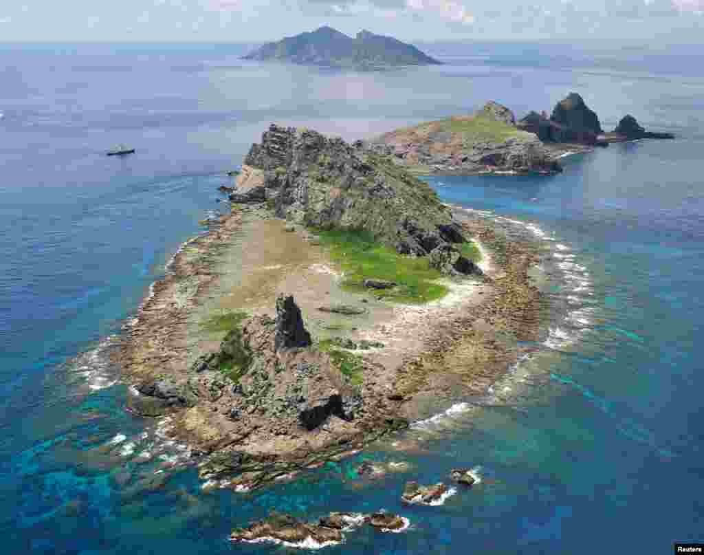 Pemandangan pulau Minami Kojima/Nan Xiaodao island (2/9).