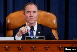 애덤 쉬프 미 하원 정보위원장이 지난 20일 의회에서 열린 트럼프 대통령 탄핵조사 공개 청문회에서 발언하고 있다.