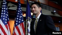 House Speaker Paul Ryan leaves after his final weekly press conference before the House of Representatives is scheduled to begin its summer recess on Capitol Hill in Washington, July 27, 2017. 