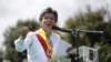 Wali Kota Bogota yang baru, Claudia Lopez, berpidato dalam upacara pelantikan di Taman Simon Bolivar di Bogota, Kolombia, 1 Januari 2020. 