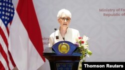 웬디 셔먼 미국 국무 부장관.
