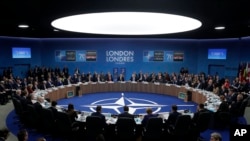 KTT para pemimpin negara-negara anggota NATO di Hotel "The Grove" Watford, Inggris, 4 Desember 2019. (Foto: dok).