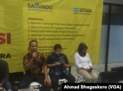 Dari kiri ke kanan: Kepala Bagian Diseminasi Info Digital Biro Multimedia Divisi Humas Mabes Polri, Heru Yulianto, Aktivis Setara Institute Hendardi dan Penggagas Samindo, Disna Riantina. (Foto: VOA/Ahmad Bhagaskoro)