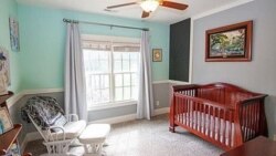 凯伦·吉尔斯多夫为小女儿西德尼准备的房间