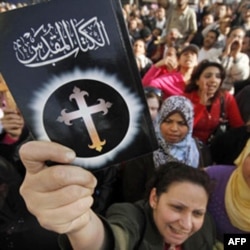 Muqaddas kitoblarni yoqish haqida dinlar nima deydi?