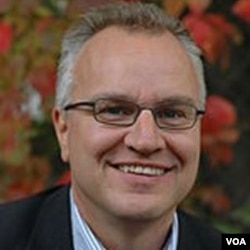 Pengamat Nobel dan Direktur Lembaga Penelitian Perdamaian di Oslo, Kristian Berg Harpviken.