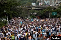 Oposition supporters rally against Venezuela's President Nicolas Maduro in Caracas, May 31, 2017.