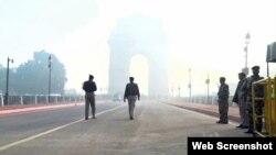 Authorities patrol the roads. In January, Delhi’s government took the first emergency measure to curb pollution, allowing private cars with plates ending in odd and even numbers out on the roads on alternate days for two weeks to reduce the number of vehicles on the road at a time.