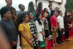 Rombongan mahasiswa Papua di George Mason University (Foto: Triyono/VOA).