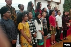 Rombongan mahasiswa Papua di George Mason University (Foto: Triyono/VOA).