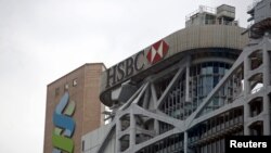 汇丰银行与渣打银行在香港的办公大楼（路透社2017年9月5日摄）