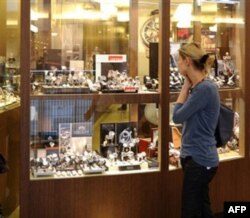 Qarzga botgan Yevropa har qachongidan birdam bo’lishi kerak