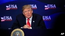 Presiden AS Donald Trump berpidato di sebuah forum di Cleveland, Ohio, 5 Mei 2018. 