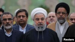 ប្រធានាធីបតី​អ៊ីរ៉ង់ Hassan Rouhani ថ្លែង​នៅ​ក្នុង​អំឡុង​ទស្សនកិច្ច​​របស់​លោក​នៅ​ភាគខាងត្បូង​របស់​ទីក្រុង​តេហេរ៉ង់ប្រទេស​អ៊ីរ៉ង់កាលពី​ថ្ងៃទី​៣០ ខែមករា ឆ្នាំ២០១៩។