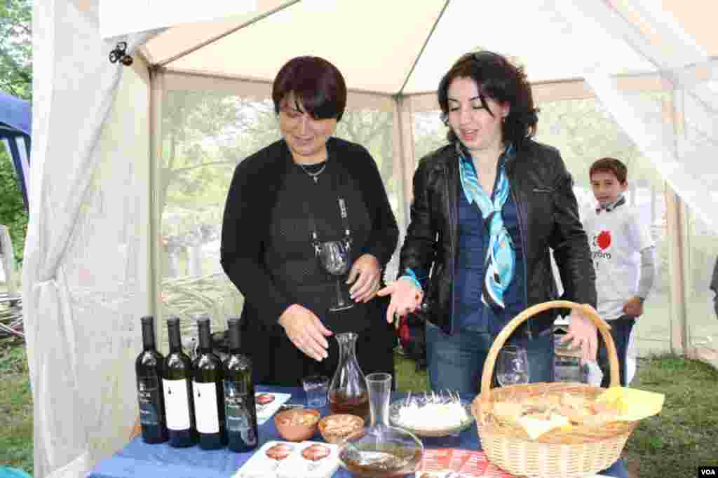 &quot;მანდილი&quot; ახალი ღვინის ფესტივალზე