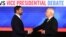 Американскиот сенатор и републикански кандидат за потпретседател Џеј-Ди Венс и гувернерот на Минесота и демократски кандидат за потпретседател Тим Волц се ракуваа на почетокот на потпретседателската дебата организирана од Си-Би-Ес Њуз во Њујорк 