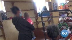 Kenyan Private School Opens for Teenage Mothers and Babies