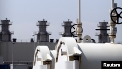 پروژۀ تاپی سالانه بین ۲۷۰ میلیون تا ۳۵۰ میلیون دالر تنها پول نقد به افغانستان عاید خواهد کرد