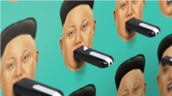 미국 '인권재단(HRF)'은 ‘자유를 위한 플래시 드라이브’ 운동을 통해 북한에 외부 정보와 문화를 담은 USB를 보내왔다. HRF 웹사이트에 실린 사진.