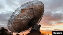 រូបឯកសារ៖ មណ្ឌល​សង្កេត​មើល​ផ្កាយ The Parkes Observatory នៅទីក្រុង Parkes ប្រទេសអូស្ត្រាលី កាលពីថ្ងៃទី១៥ ខែកក្កដា ឆ្នាំ២០១៩។