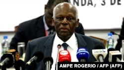 Le président angolais Jose Eduardo dos Santos à Luanda le 3 février 2017.