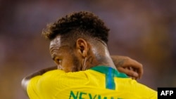 Le Brésilien Neymar lors du match amical international opposant le Brésil et les Etats-Unis au Metlife Stadium à East Rutherford, New Jersey, le 7 septembre 2018.