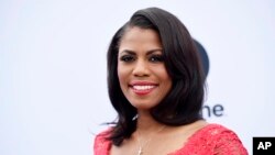 Omarosa Manigault Newman berpose saat menghadiri acara jamuan The Hollywood Reporter's 25th Annual Women in Entertainment Breakfast, 7 Desember 2016, di Los Angeles. 