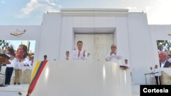 កិច្ច​ព្រមព្រៀង​ត្រូវ​បាន​ចុះ​ហត្ថលេខា​ជា​ចុងក្រោយដើម្បី​បញ្ចប់​ជម្លោះ​រាប់ ទសវត្ស​មកនេះ។​