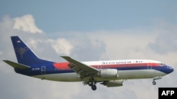 스리위자야항공 소속 보잉 737-300 여객기. 9일 사고가 발생한 737-500과 유사한 기종이다.