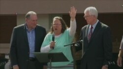 Kentucky Clerk Who Fought Gay Marriage Released from Jail