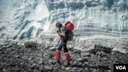 1980 წელს, ევერესტისკენ ეულად მიმავალი