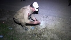 Kurdish Unit Defuses Mines in Sinjar Left by IS