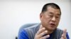 Hong Kong Officials Raid Home of Media Mogul Critical of Beijing